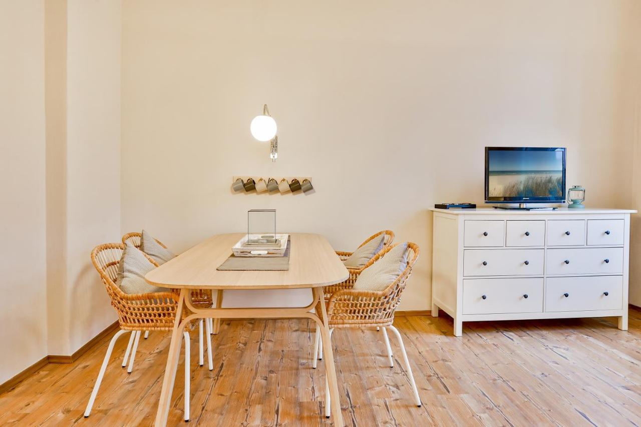 Apartments Am Bahnhof Stralsund Ngoại thất bức ảnh